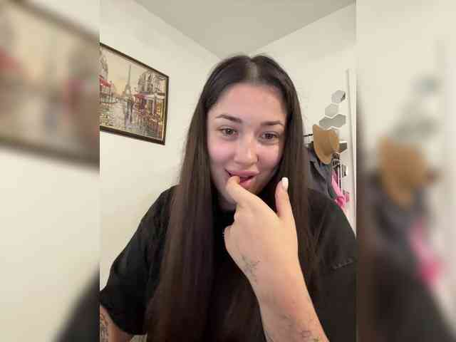BettyBoom13 webcam