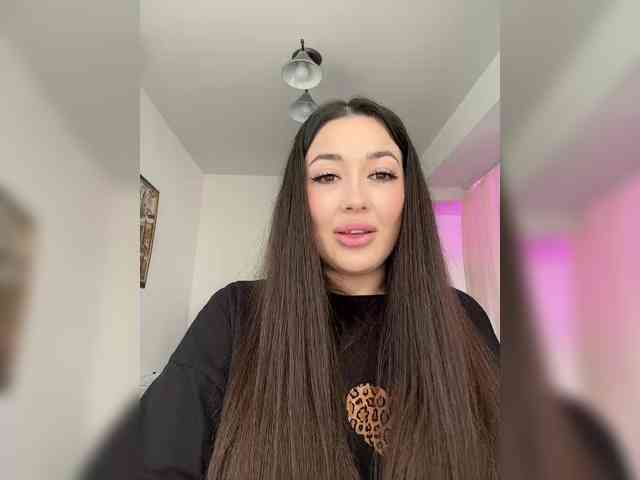 BettyBoom13 webcam