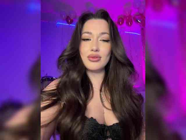 BettyBoom13 webcam