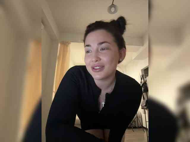 BettyBoom13 webcam