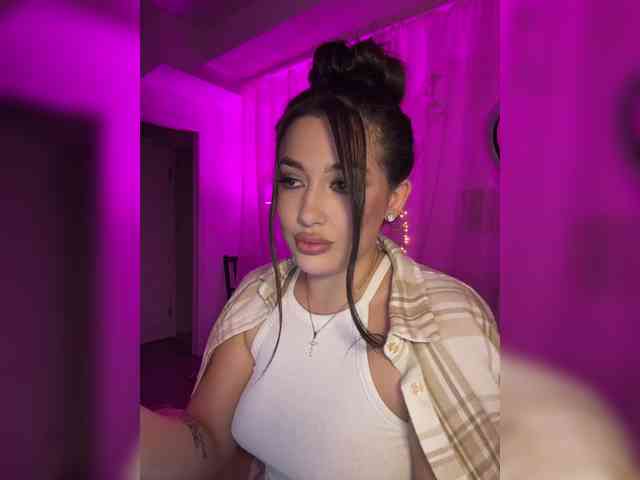striptease chat room BettyBoom13