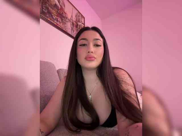 BettyBoom13 webcam