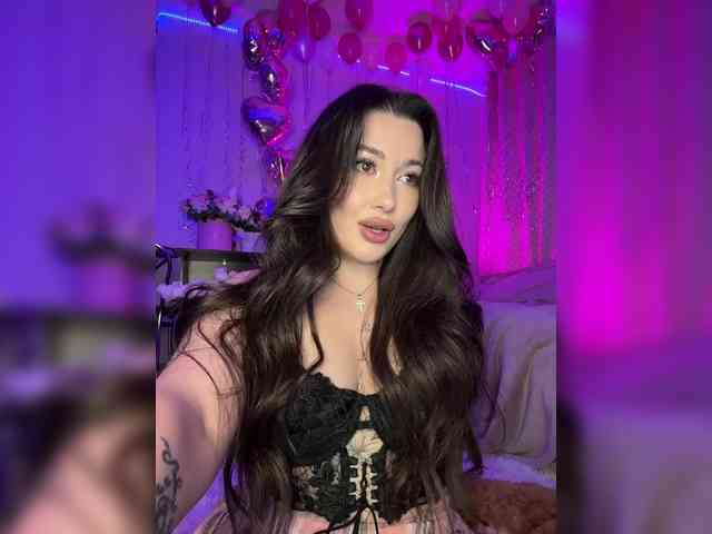 BettyBoom13 webcam