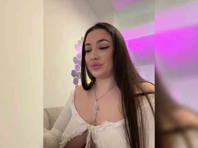 BettyBoom13 webcam