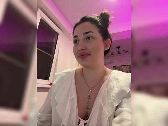 BettyBoom13 webcam