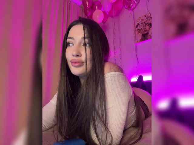 BettyBoom13 webcam
