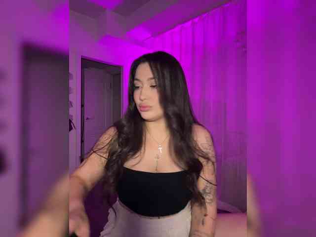 BettyBoom13 webcam