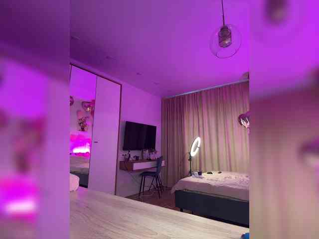 BettyBoom13 webcam