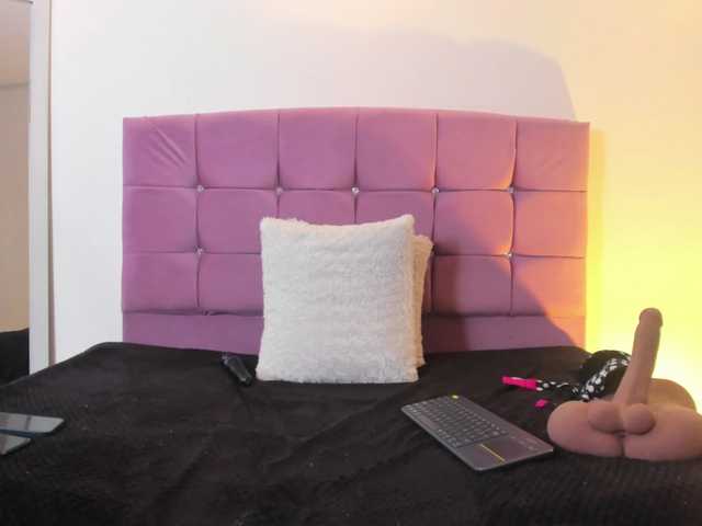 kennya-carper's BongaCams show and profile