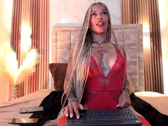 Kenyaaaa webcam