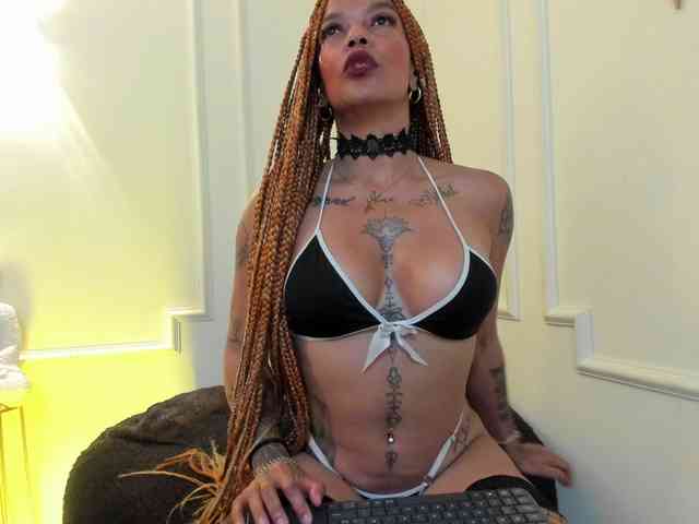 Kenyaaaa webcam