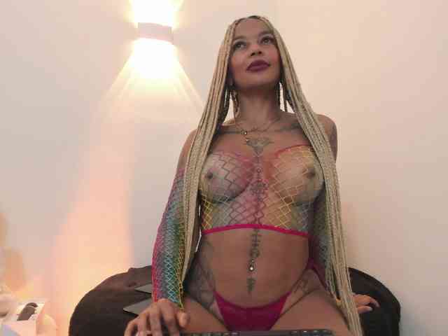 Kenyaaaa webcam