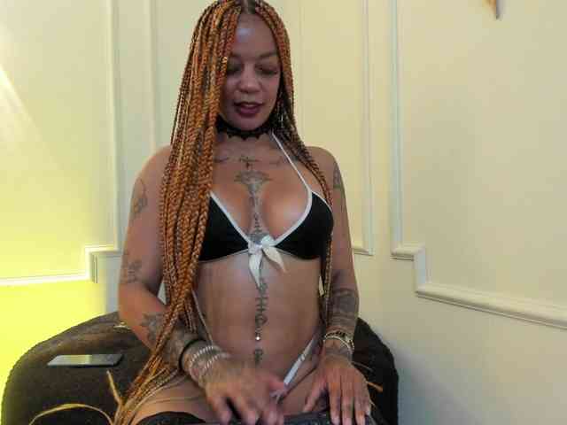 Kenyaaaa webcam