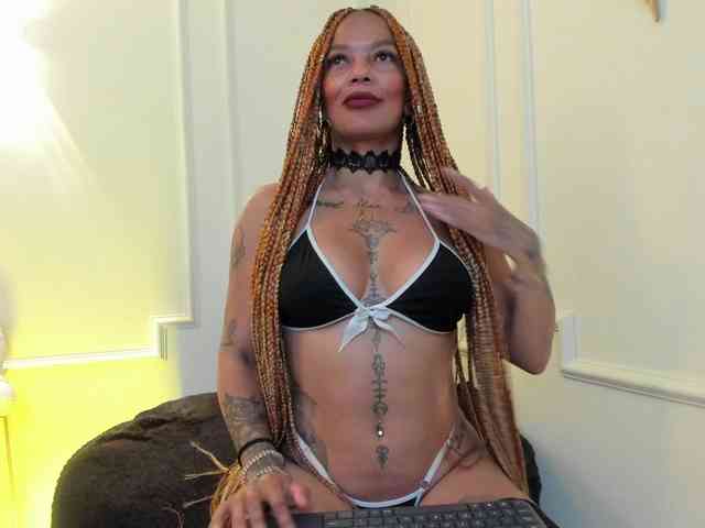 Kenyaaaa webcam