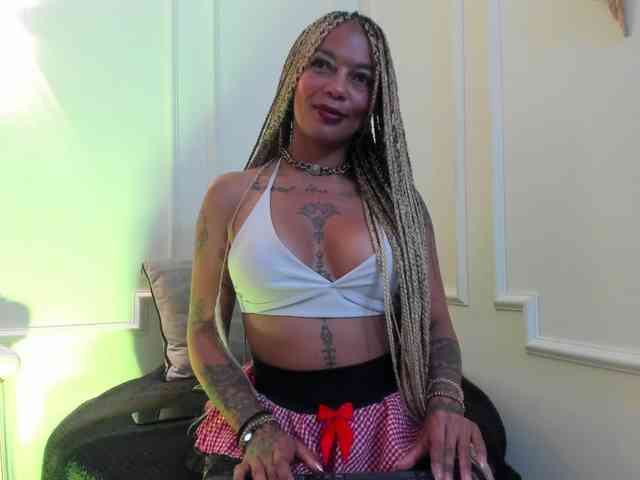 Kenyaaaa webcam