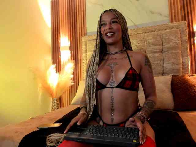 Kenyaaaa webcam