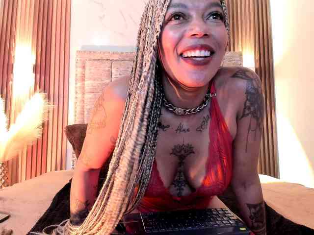Kenyaaaa webcam