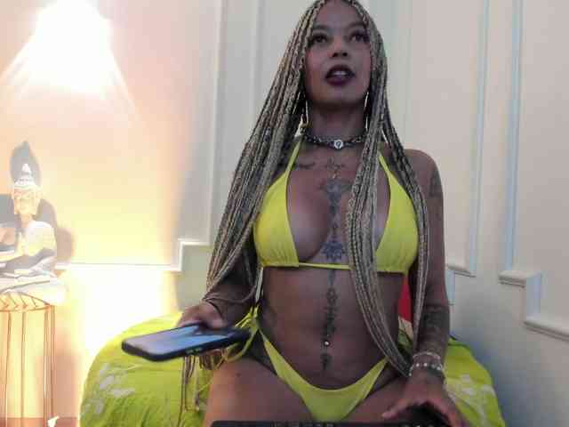Kenyaaaa webcam