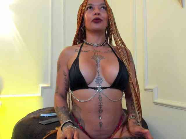 Kenyaaaa webcam