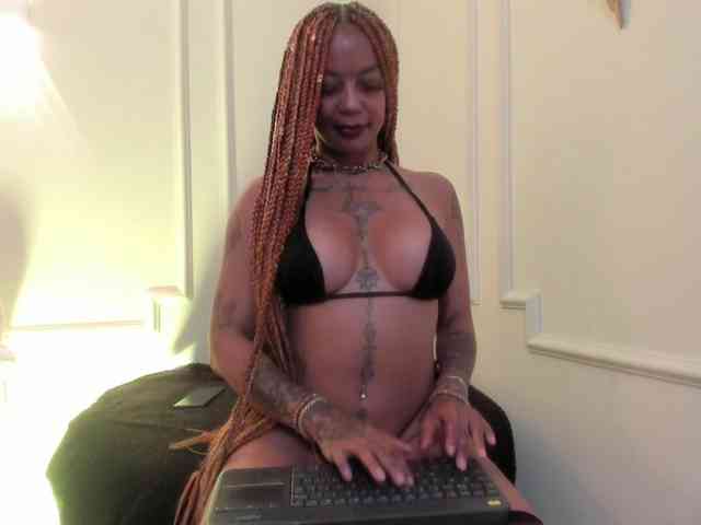 Kenyaaaa webcam