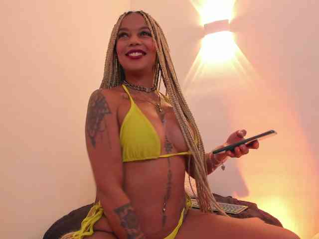 Kenyaaaa webcam
