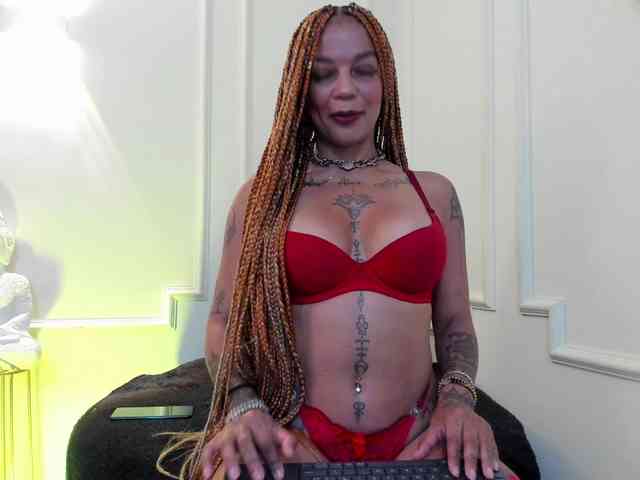 Kenyaaaa webcam
