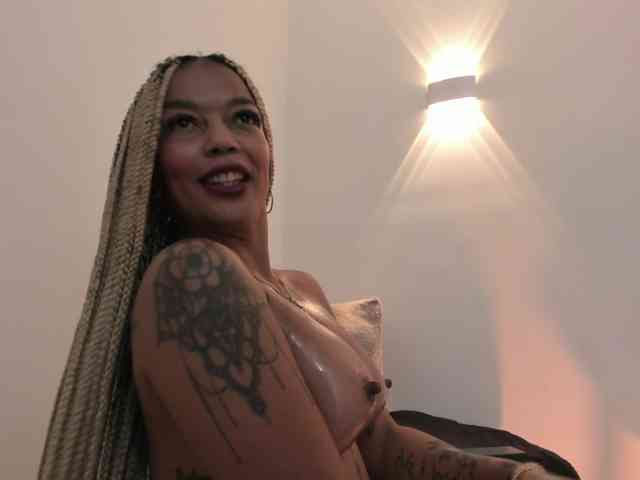 Kenyaaaa webcam