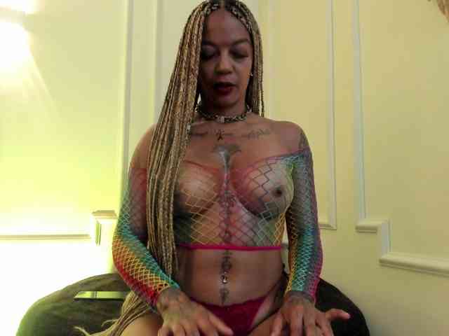 Kenyaaaa webcam