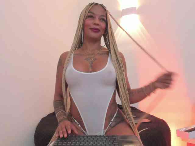 Kenyaaaa webcam
