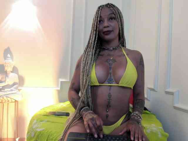 Kenyaaaa webcam