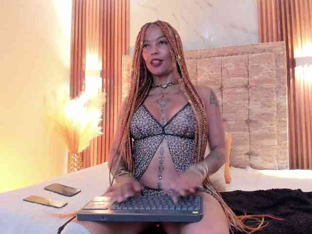 Kenyaaaa webcam