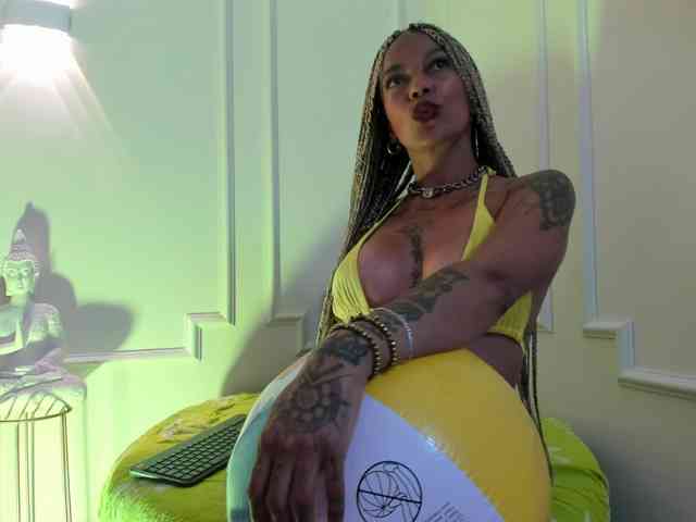 Kenyaaaa webcam