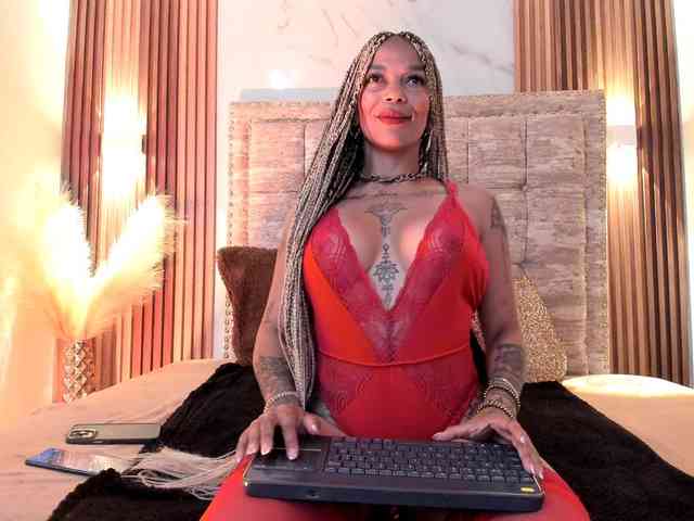 Kenyaaaa webcam