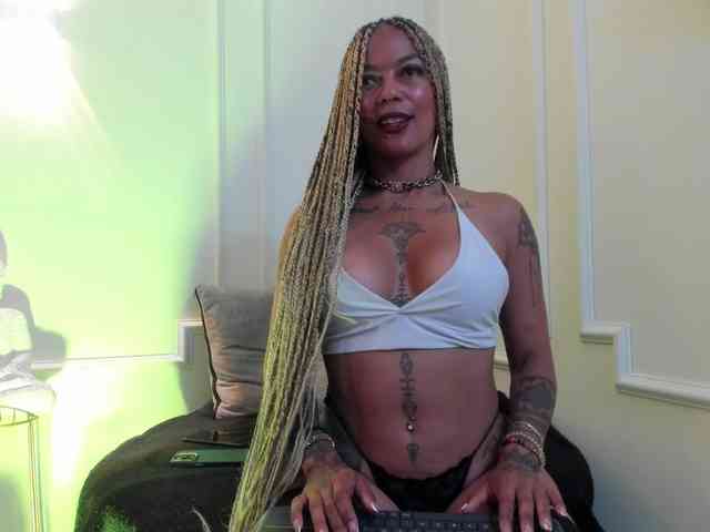 Kenyaaaa webcam