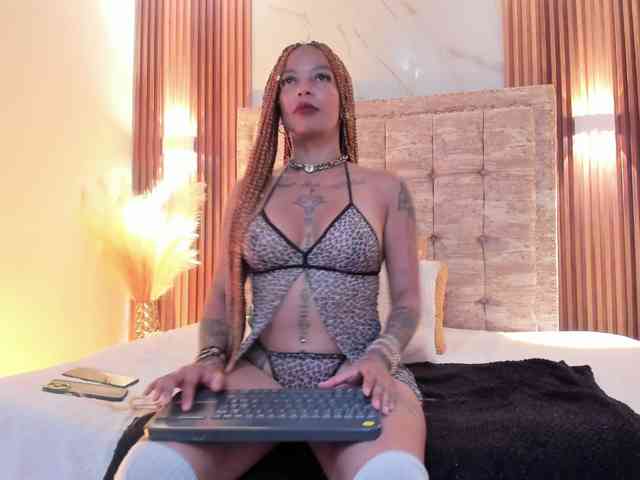 Kenyaaaa webcam