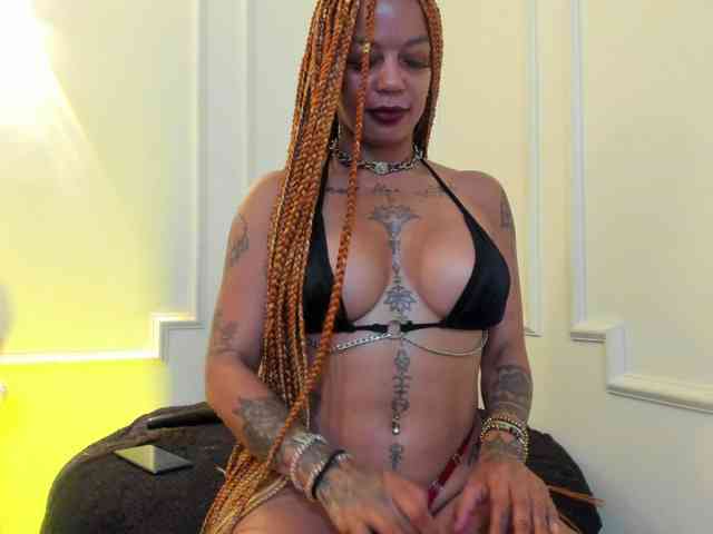 Kenyaaaa webcam
