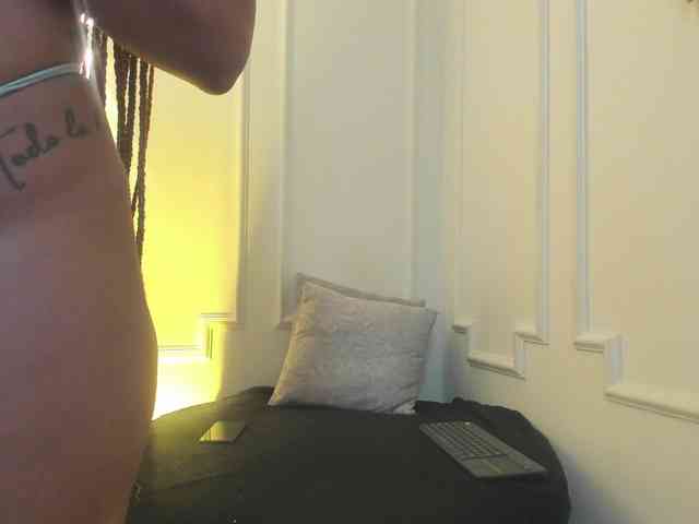 Kenyaaaa webcam