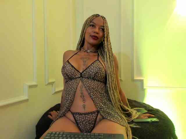 Kenyaaaa webcam