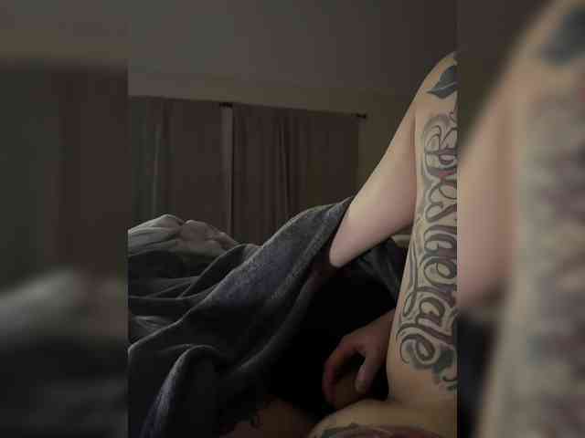 Lexii77 webcam