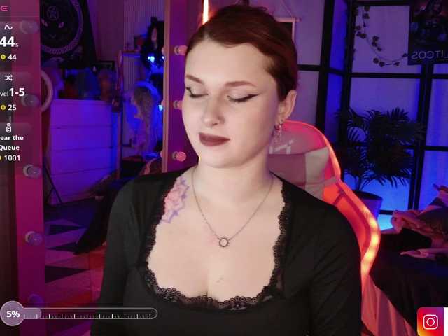 LilithSlut's BongaCams show and profile