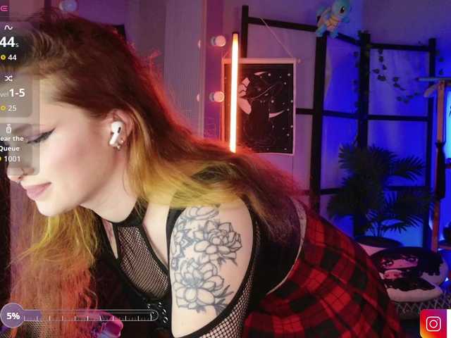 LilithSlut's BongaCams show and profile