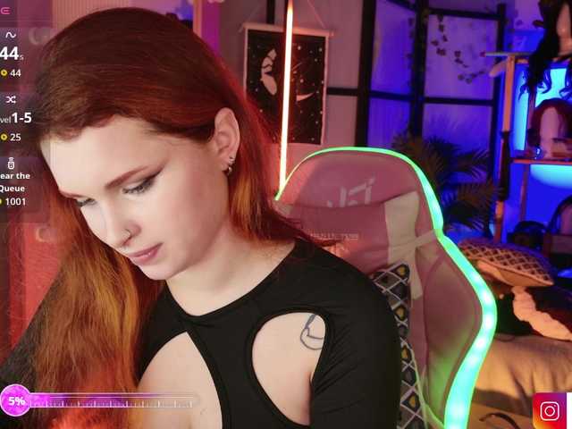 LilithSlut's BongaCams show and profile