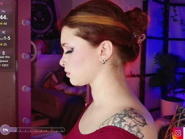 LilithSlut's BongaCams show and profile