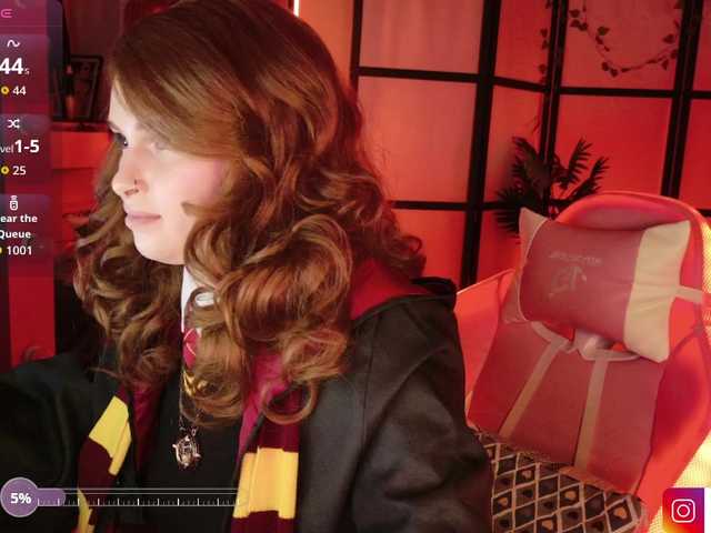 стрип от LilithSlut