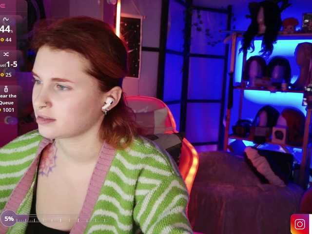 LilithSlut's BongaCams show and profile