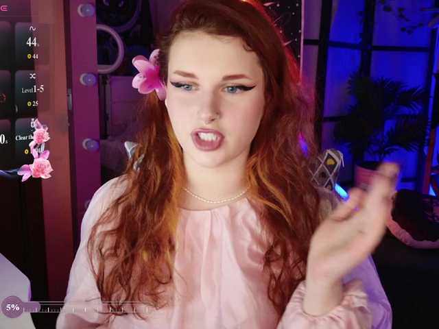 LilithSlut's BongaCams show and profile