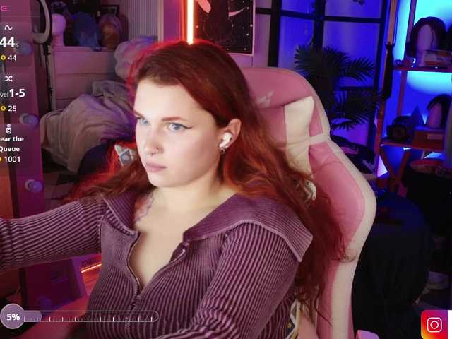 LilithSlut's BongaCams show and profile