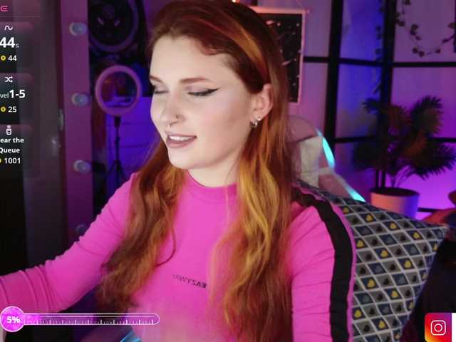 LilithSlut's BongaCams show and profile