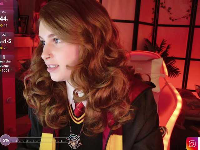 секс на веб с LilithSlut