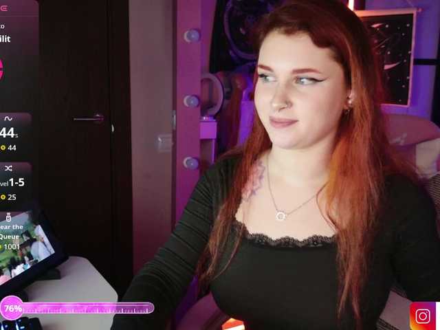 LilithSlut's BongaCams show and profile